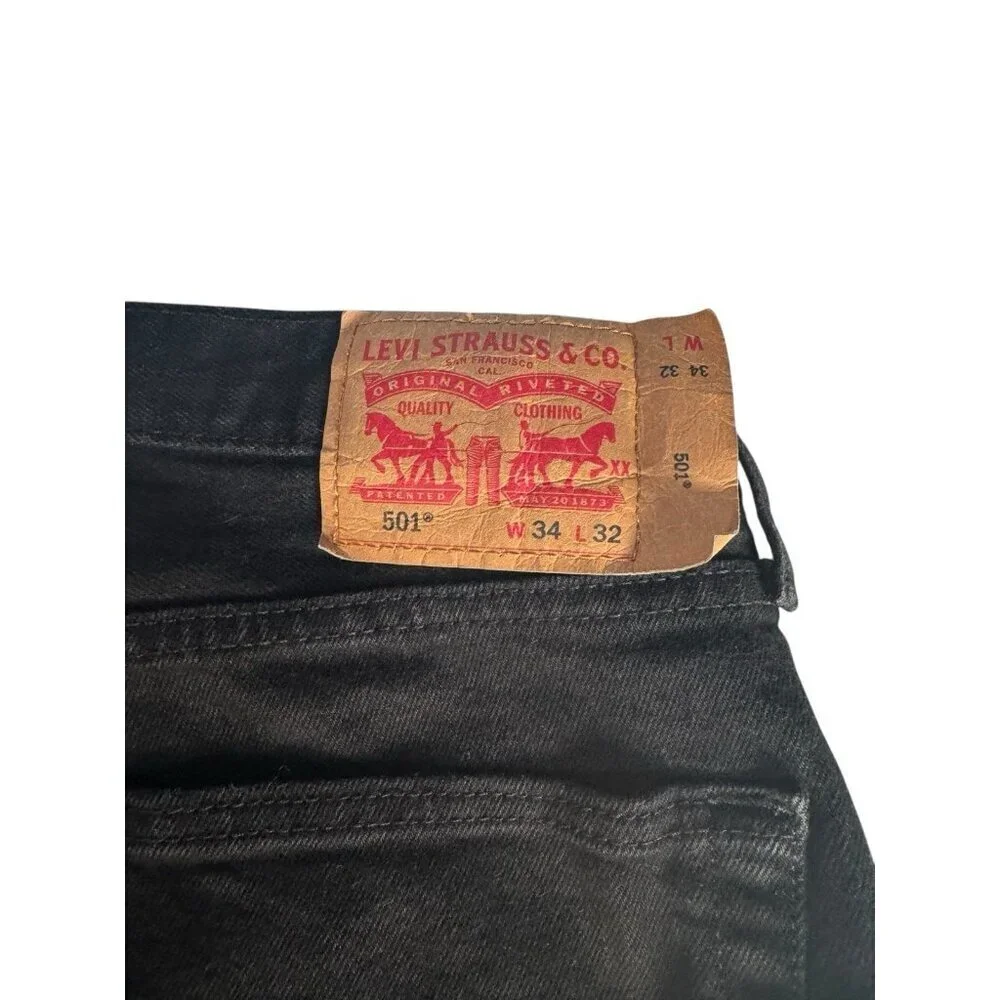 Levi’s 501 Men Size 34x32 (31) Black Regular Fit Straight Leg Button Fly Jeans